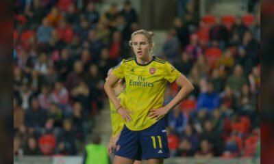 Vivianne Miedema on the pitch in 2019